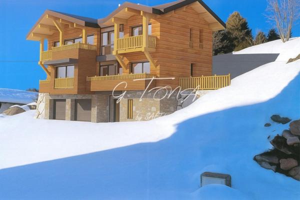 ? Terrain viabilisé de 708 m² avec permis de construire validé pour une maison d’exception