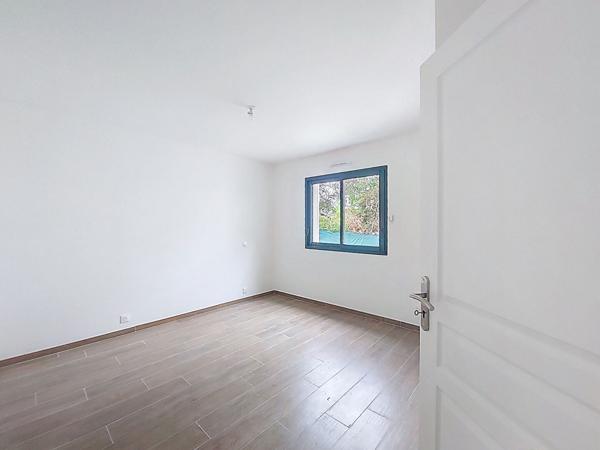 Maison contemporaine de plain pied neuve à vendre à Sainte Luce sur Loire