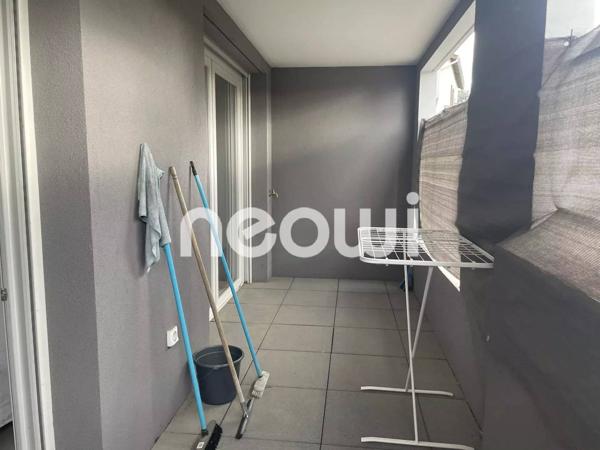 GRIGNY - Beau T1 meublé de 32 m² avec terrasse 9m² et garage ss sol
