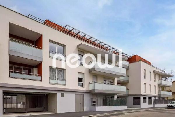 GRIGNY - Beau T1 meublé de 32 m² avec terrasse 9m² et garage ss sol