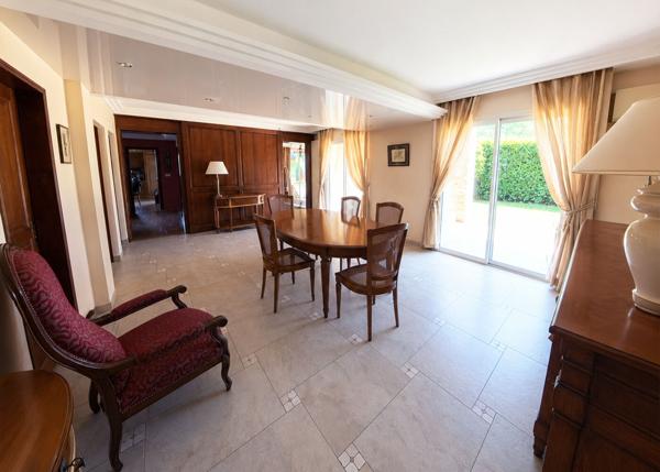 Maison La Chapelle Sur Erdre 6 pièce(s) 200 m2