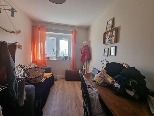 NANTES Zola Contrie , maison 3 chambres.