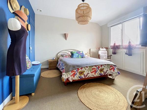 Appartement T6 à vendre  6 pièces - 147 m 2   DINAN  - 22