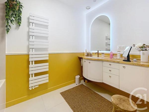 Appartement T6 à vendre  6 pièces - 147 m 2   DINAN  - 22