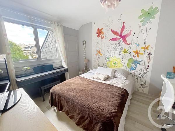 Appartement T6 à vendre  6 pièces - 147 m 2   DINAN  - 22