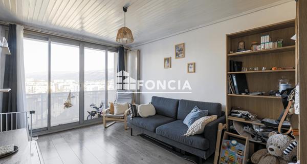 À vendre Appartement 3 pièces 53.4 m² - Saint-martin-d'hères 38400