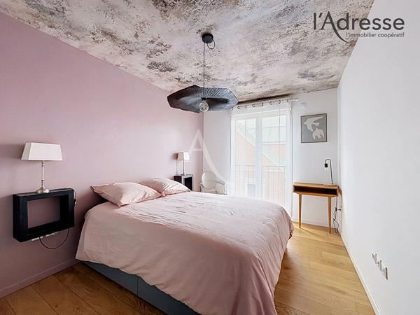 PUTEAUX/ Cours Voltaire - Appartement 2 pièces 62m² - 1 Terrasse - 1 Cave et 1 Parking