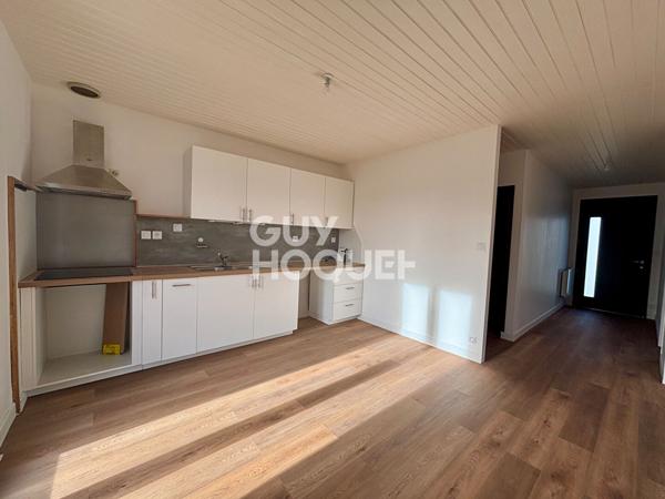 Maison à vendre à Sainte Soulle - 5 pièces, 4 chambres