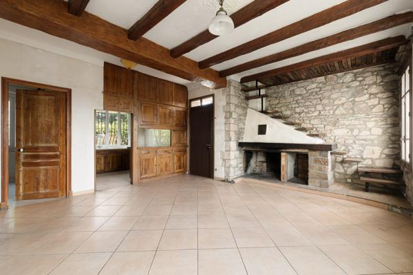 maison bourgeoise a renover tres beau quartier