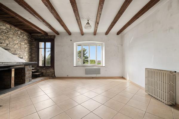 maison bourgeoise a renover tres beau quartier