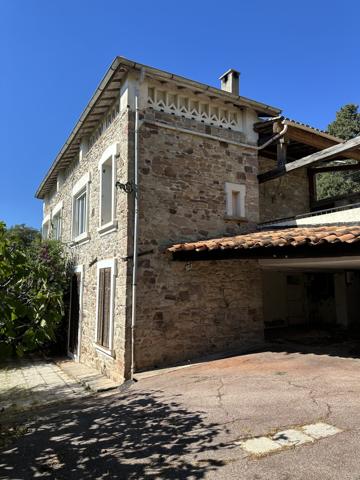 maison bourgeoise a renover tres beau quartier
