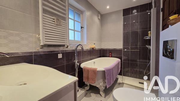 Maison à vendre 8 pièces 170 m² Saint-Aubin-sur-Gaillon