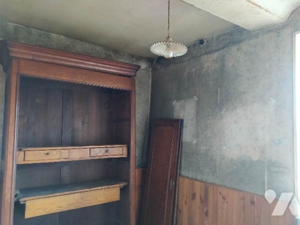 Maison de campagne à CHAMPSECRET