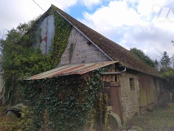 Maison de campagne à CHAMPSECRET