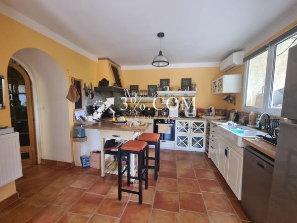 Mas 5 pièce(s) 4 chambre(s) 150 m²