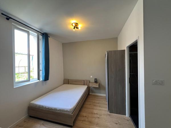STUDIO CLIMATISE RENOVE QUARTIER 4 CHEMINS