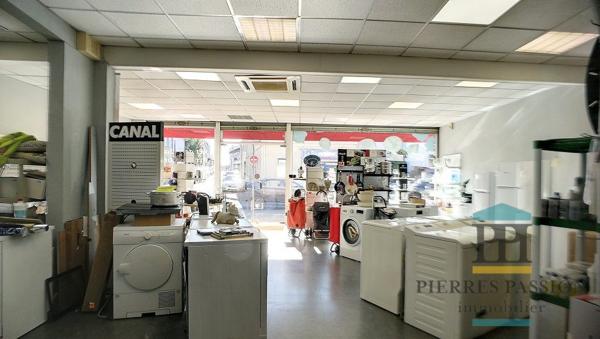 LOCAL COMMERCIAL 127 M² CENTRE VILLE