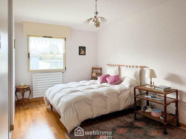 Maison 235 m² à Cholet 49300
