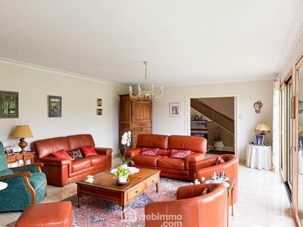 Maison 235 m² à Cholet 49300