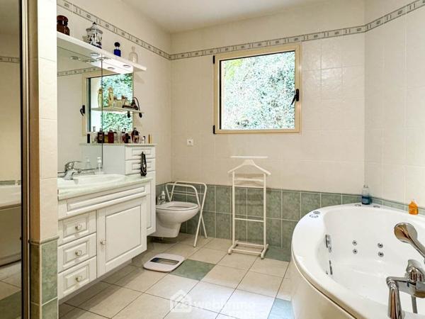 Maison 235 m² à Cholet 49300