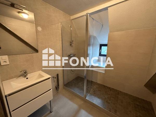 Location Appartement 4 pièces 80 m² - 7 PLACE JEANNE D'ARC Colmar 68000