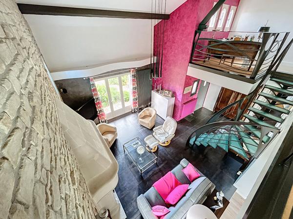 Maison à vendre à Landemont, trois chambres, un bureau, garage, terrain clos