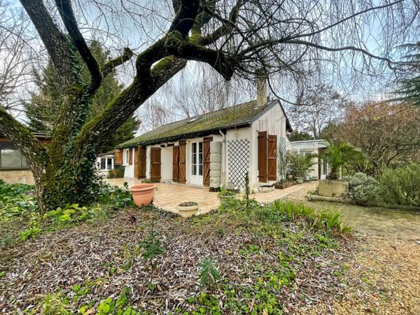 Maison à Azay-le-Rideau, 37190 - 7 pièces 164m²