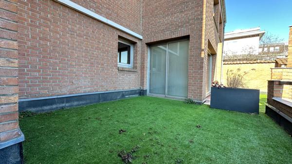 Bureau 50 m² + terrasse 15 m² – 1er étage – Parking – Boulevard Watteau, Valenciennes