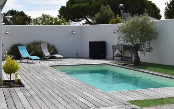 Maison à vendre    4 pièces •  La Flotte