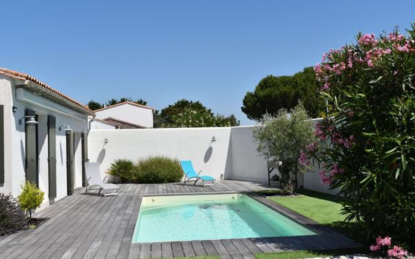 Maison à vendre    4 pièces •  La Flotte