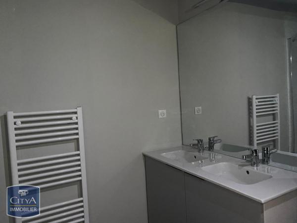 Location appartement Albi (81000) 4 pièces 76.84m²