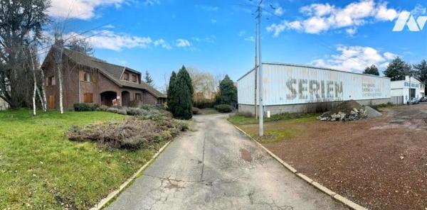 Maison familiale à fort potentiel – 1 105 m² de terrain