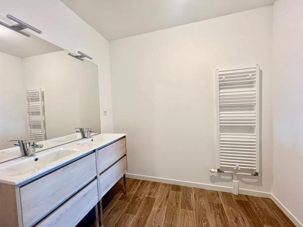 T3 neuf-balcon-2 stationnements