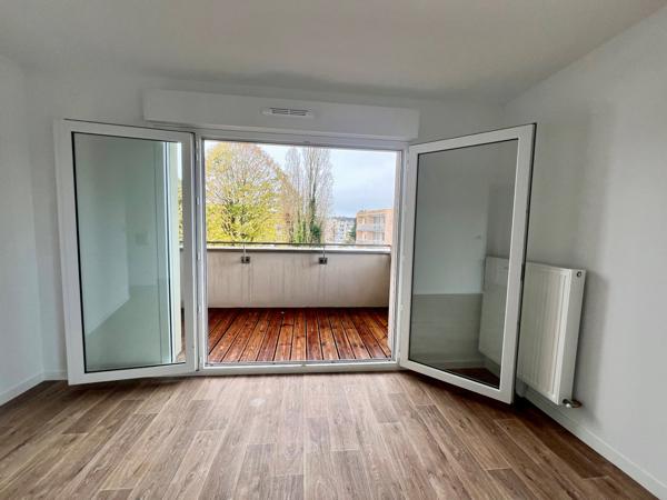 T3 neuf-balcon-2 stationnements