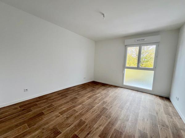 T3 neuf-balcon-2 stationnements