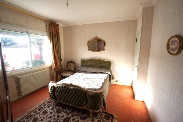 Maison à vendre à Royan - 5 pièces, 4 chambres, proche de la mer