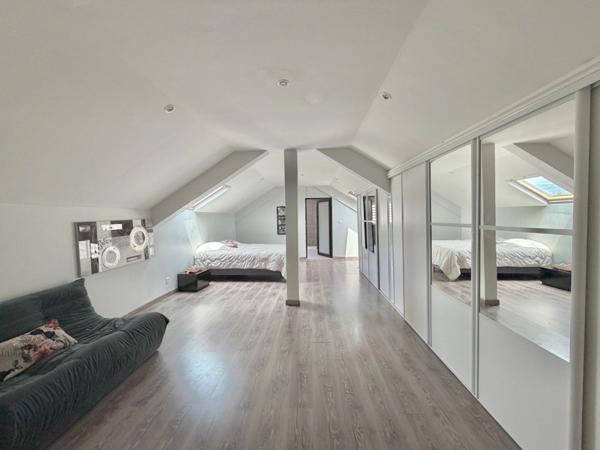 À VENDRE SAINT LOUIS (974) – Belle Villa T8 avec piscine – centre-ville