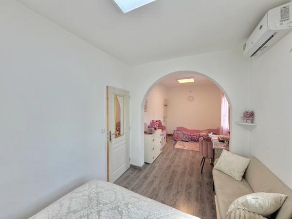 À VENDRE SAINT LOUIS (974) – Belle Villa T8 avec piscine – centre-ville