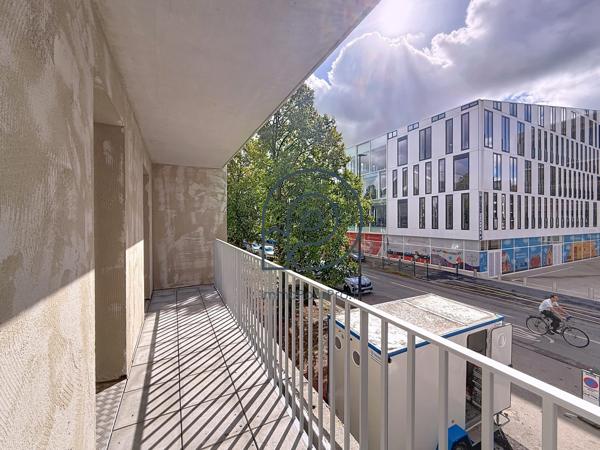 Croix – La Maillerie | Bureau neuf 94 m² + loggia | À vendre