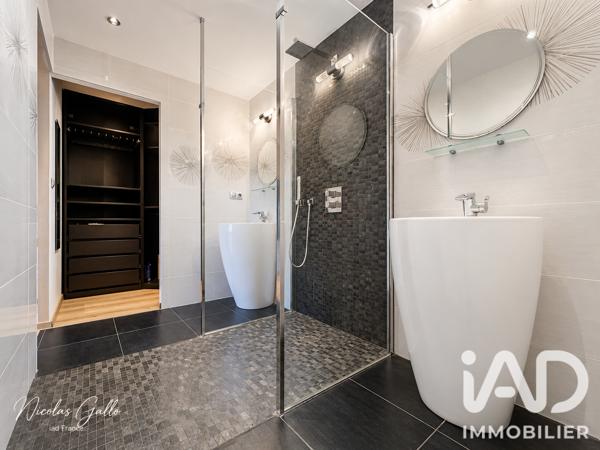Maison à vendre 8 pièces 314 m² Créon