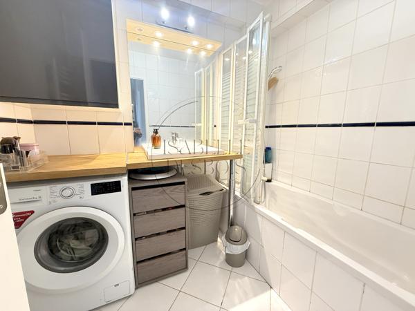 CHAMBOURCY – Appartement familial 92 m² – 3 chambres – Balcon – DPE D