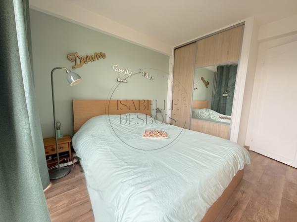 CHAMBOURCY – Appartement familial 92 m² – 3 chambres – Balcon – DPE D