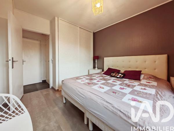 Location appartement 3 pièces 74 m² Lyon 7