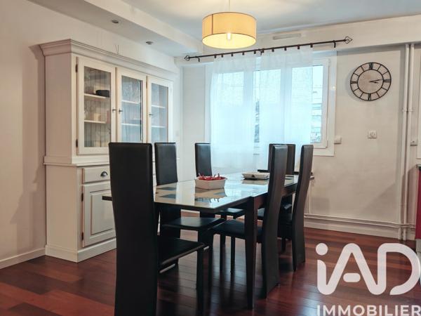 Location appartement 3 pièces 74 m² Lyon 7