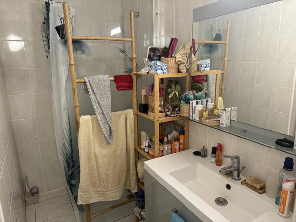 Vente                                                      Appartement
                        
                     2 pièces                      52 m2                     à Olemps