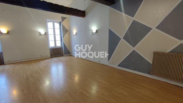 APPARTEMENT DE TYPE 2 EN DUPLEX EN HYPER CENTRE