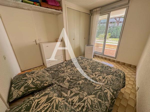 2 pièces cabine en pignon, Grande terrasse de 60m² exposée sud-ouest
