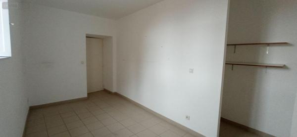 Appartement à rénover à vendre à Langres en Haute-Marne (52200), ref : 52020-26