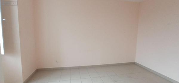 Appartement à rénover à vendre à Langres en Haute-Marne (52200), ref : 52020-26