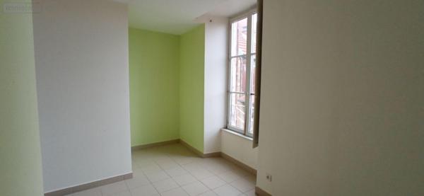 Appartement à rénover à vendre à Langres en Haute-Marne (52200), ref : 52020-26